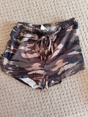 Women's Camo Drawstring Athletic Shorts - Brown Camo